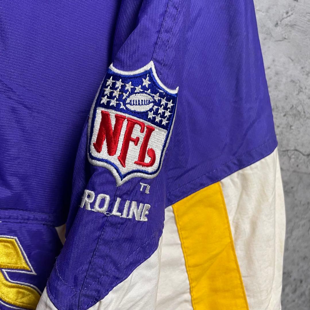 NFL VIKINGS ハーフジップ　ジャンパー　冬物　刺繍　パープル　古着　L