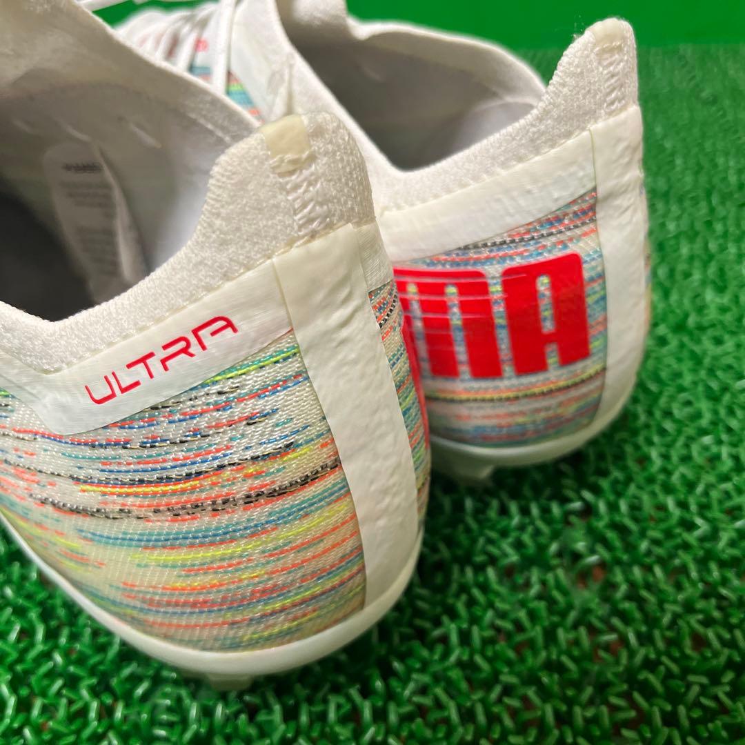 プーマ サッカースパイク プーマ ウルトラ 1.2 HG(ホワイト×レッド)