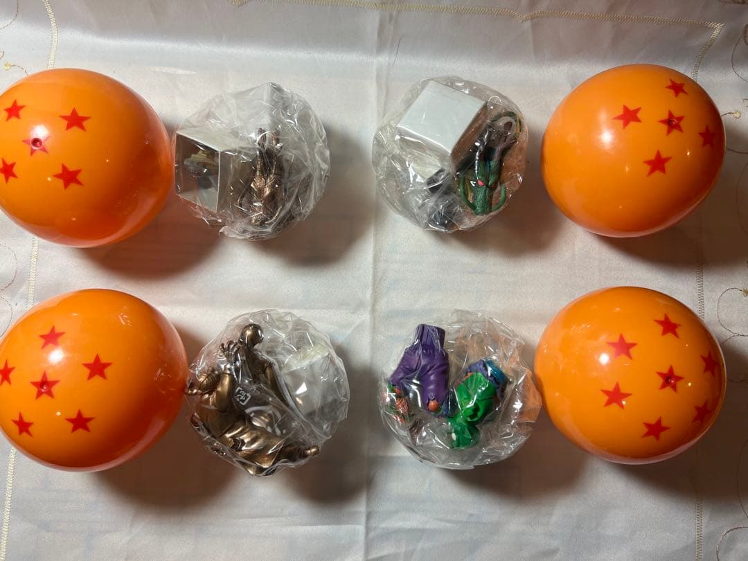 ドラゴンボールカプセル(この世はでっかい宝島 ドラゴンボールクロニクル編)