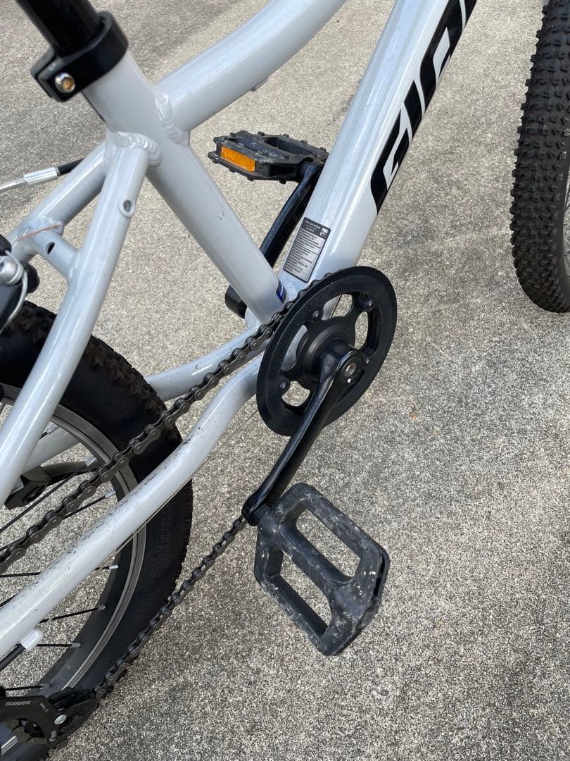 GIANT 子供用自転車 20インチ XTC