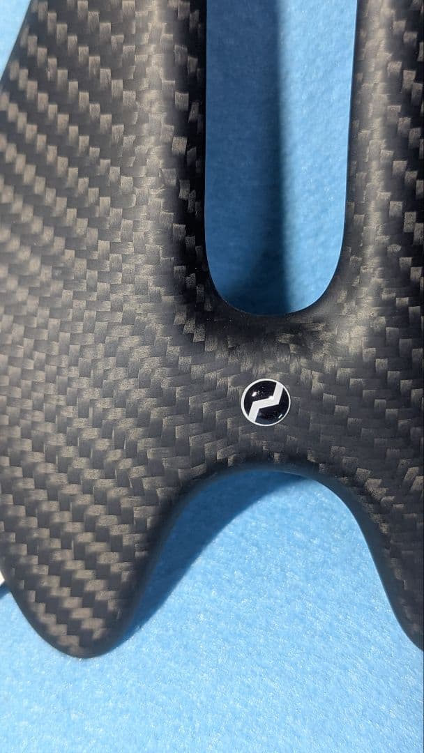 Plselis　超軽量カーボンサドル