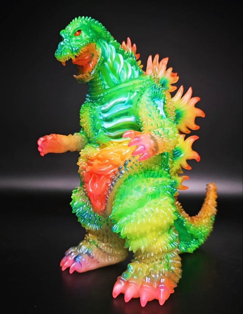 赤目天使　ゴジラ　蓄光