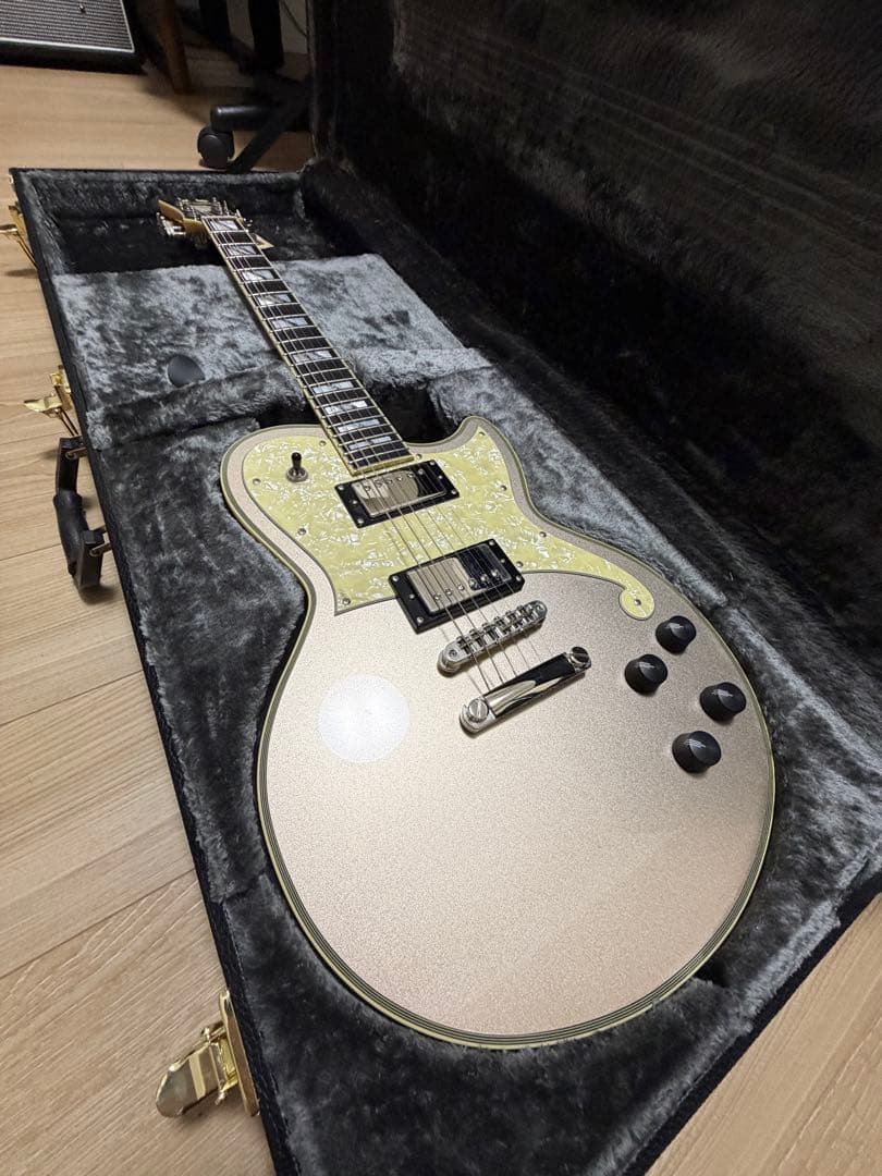 ギター D'Angelico Deluxe Atlantic Desert Gold