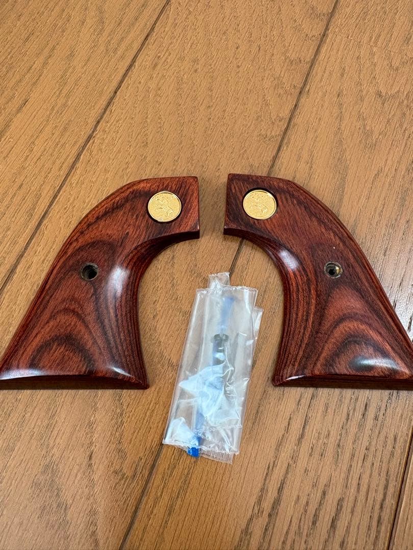 COLT Single Action Army Altamont グリップ