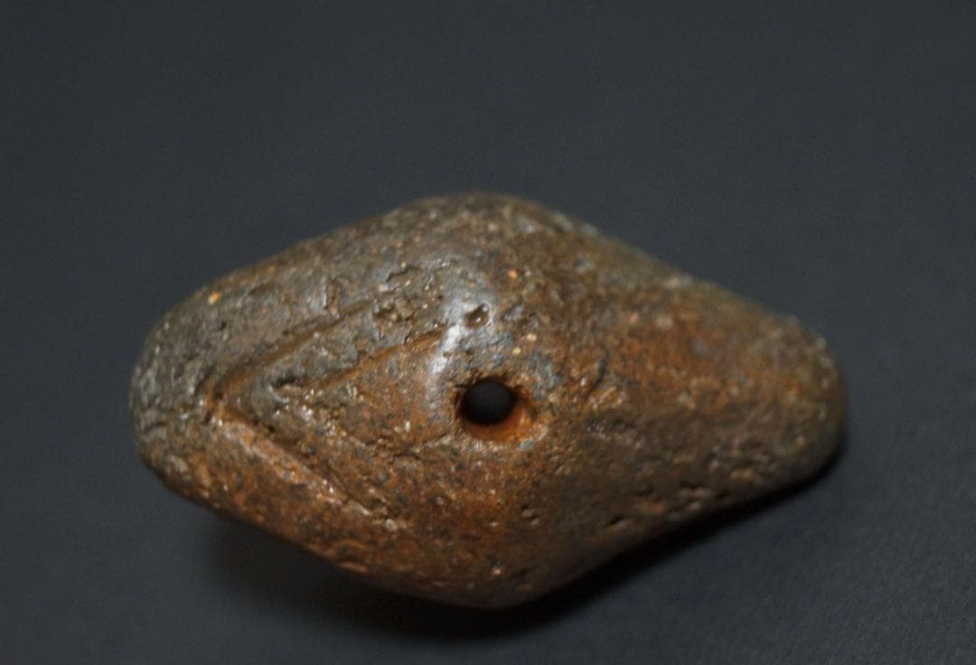 オールドチベット ツァツァ(薬擦擦/須弥山)秘薬 護符大玉根付緒締玉提げ物装飾品