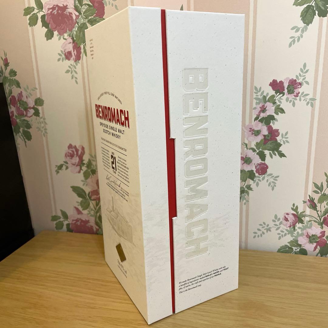 ベンロマック　21年　ウイスキー　700ml 箱付き