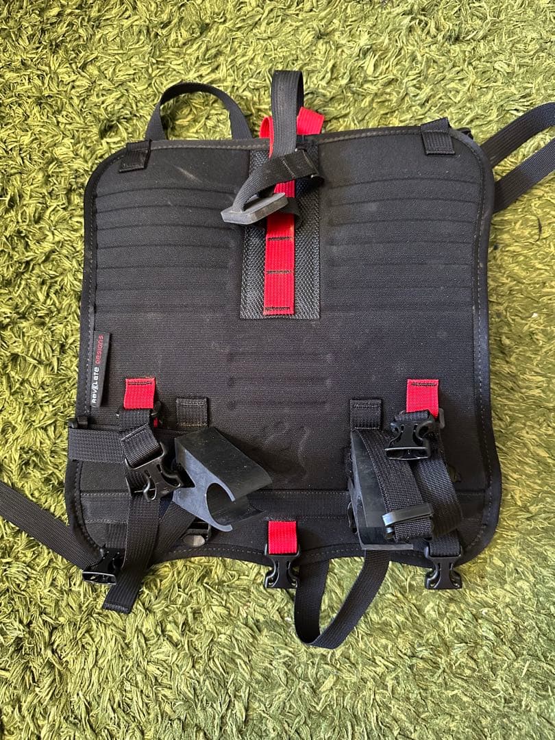 レベレイトデザインズ　ハーネス　Revelate Designs