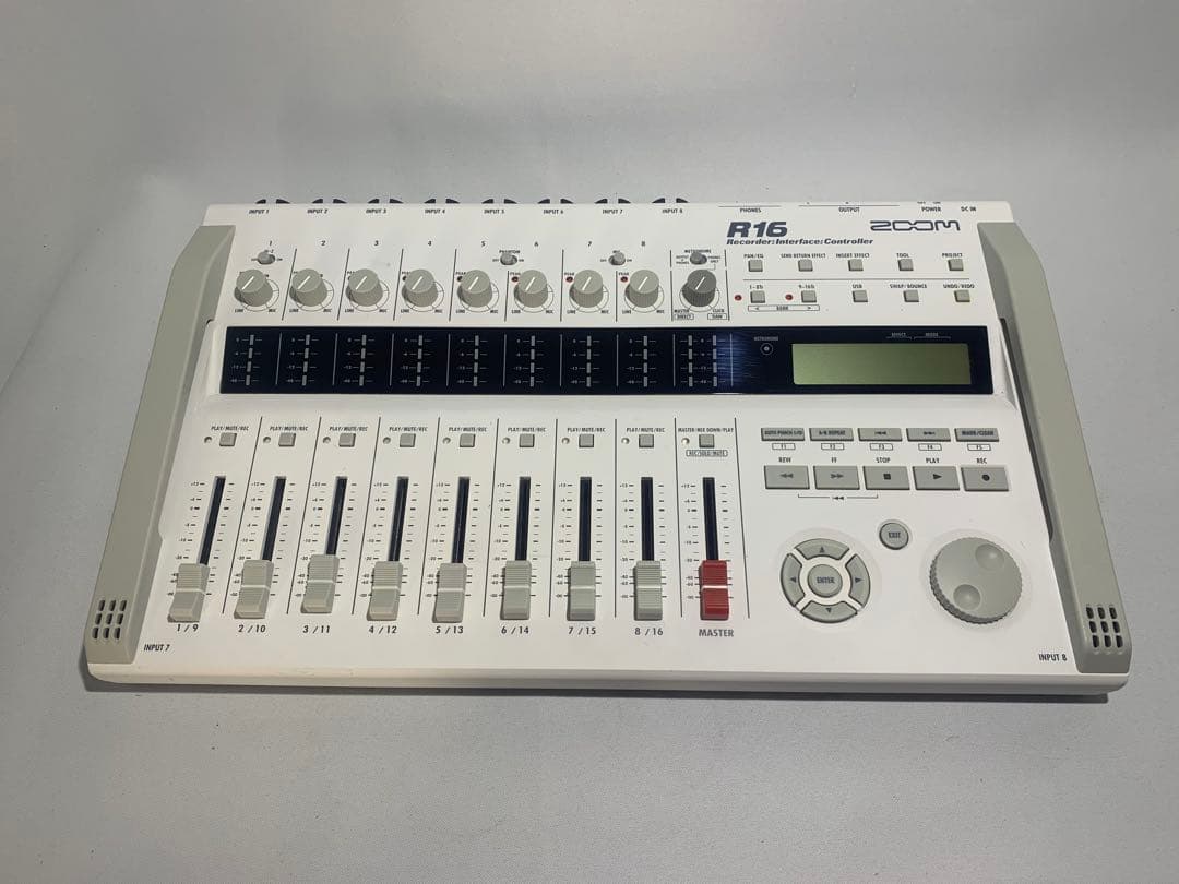 ZOOM R16 MTR マルチトラックレコーダー