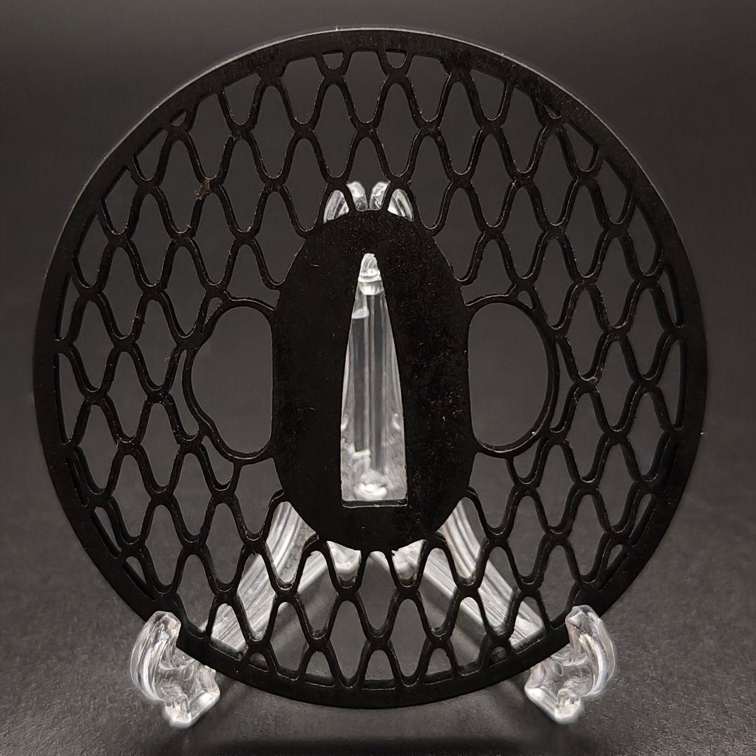 刀鍔　綱の図　鉄製　金工品　細工　職人作　日本刀装具　鍔　つば　刀剣美術