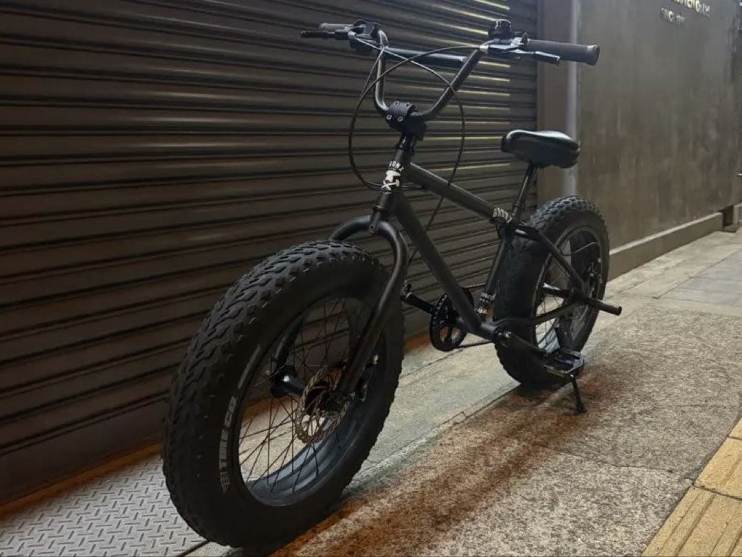 【引き取り・対面限定】bronx 20インチ　ファットバイク７段変則ギア