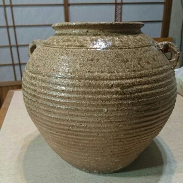 古越州灰陶線刻両耳壺 周末漢時代