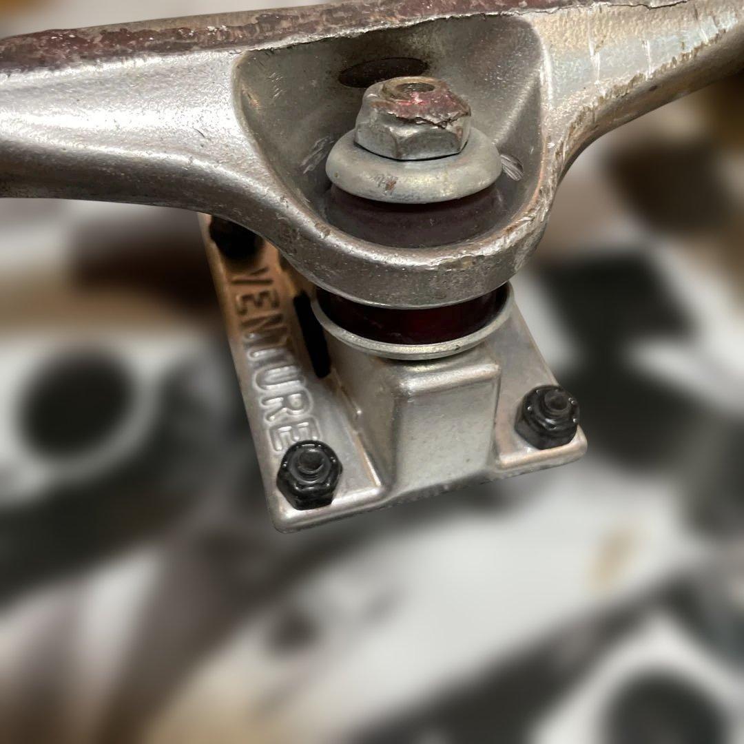 ホテルブルー スケートボード　コンプリートデッキ