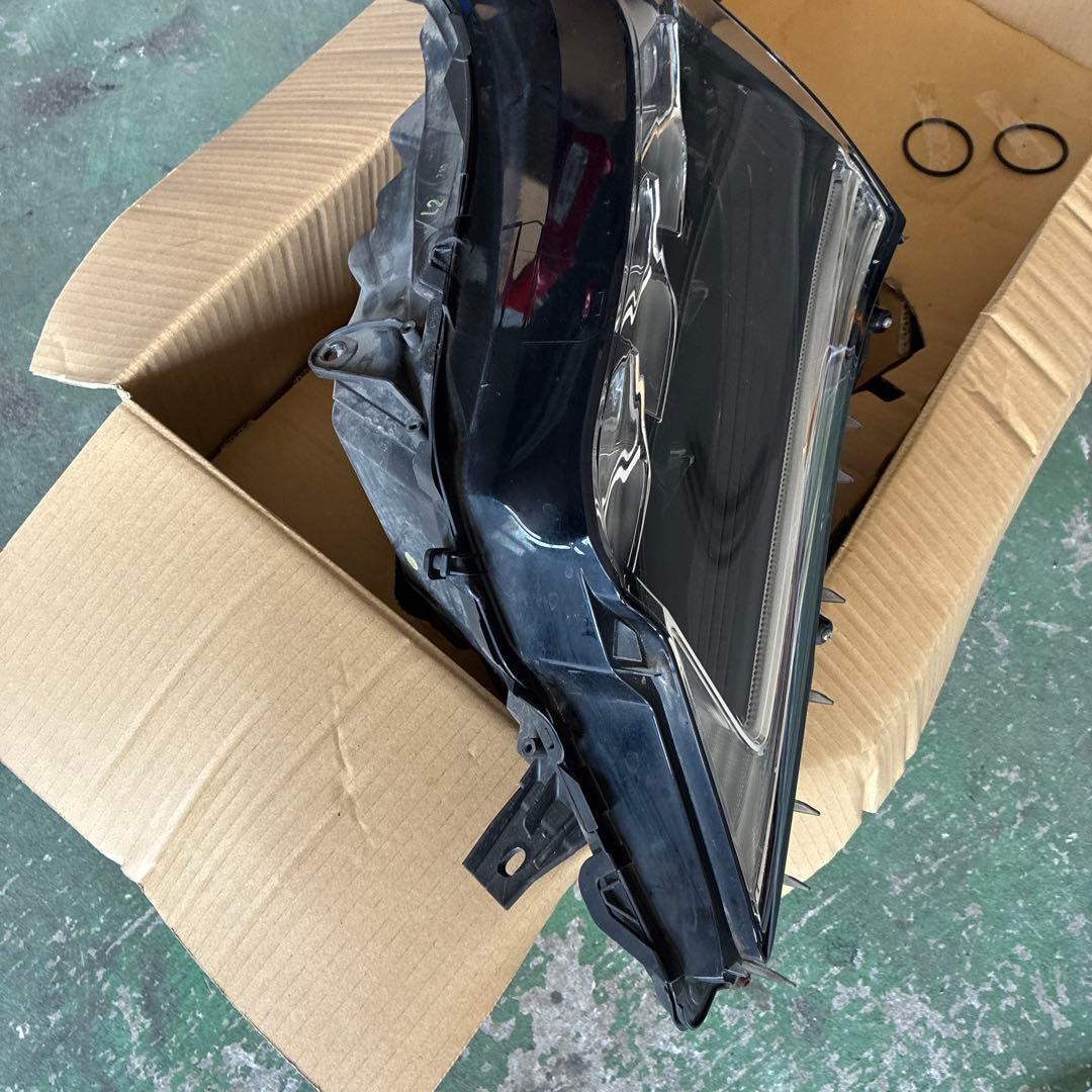 レクサス　RX450ｈ　左ヘッドランプユニット　LED