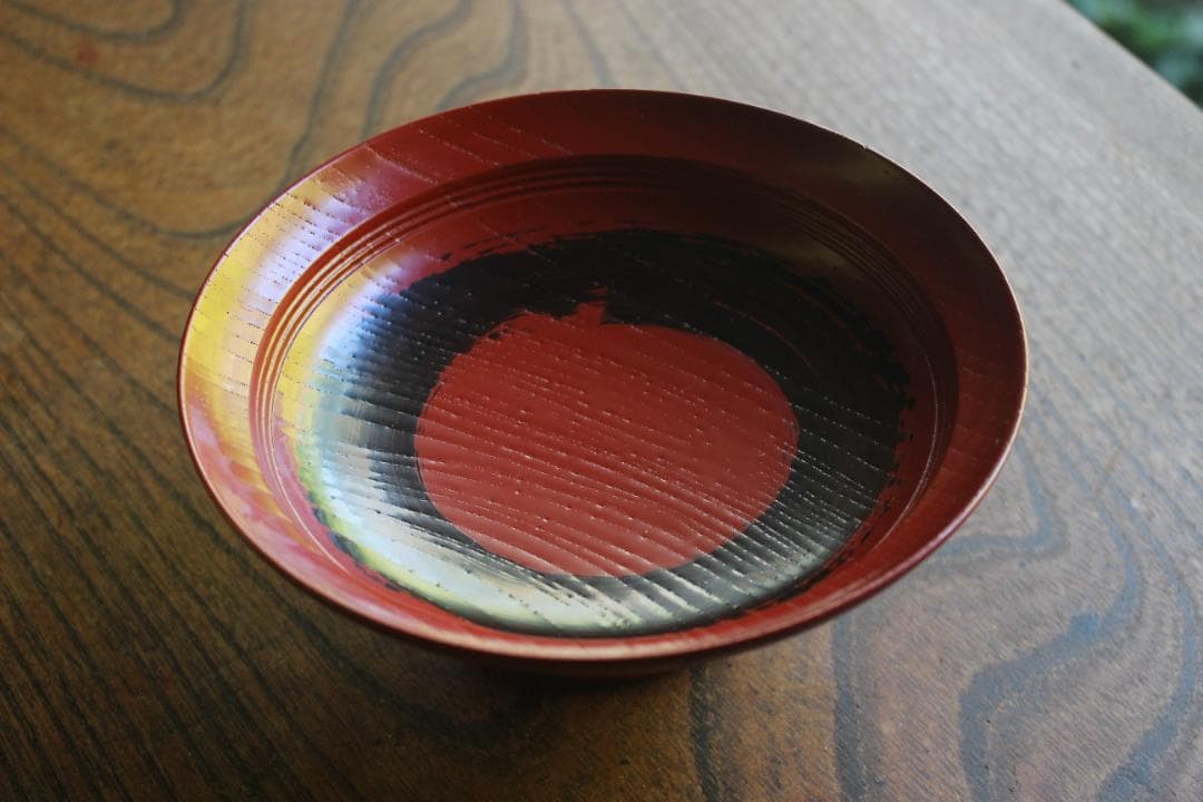 デッドストック！極上搔合朱漆に刷毛目黒漆円相文の美しい台付丸盆（検輪島塗菓子器