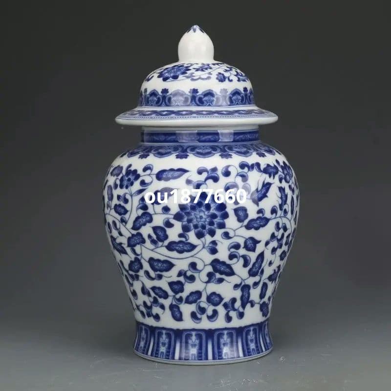 清乾隆青花纏枝紋将軍缶 景徳鎮 陶磁器 装飾品 現代工芸品 美術品 置物