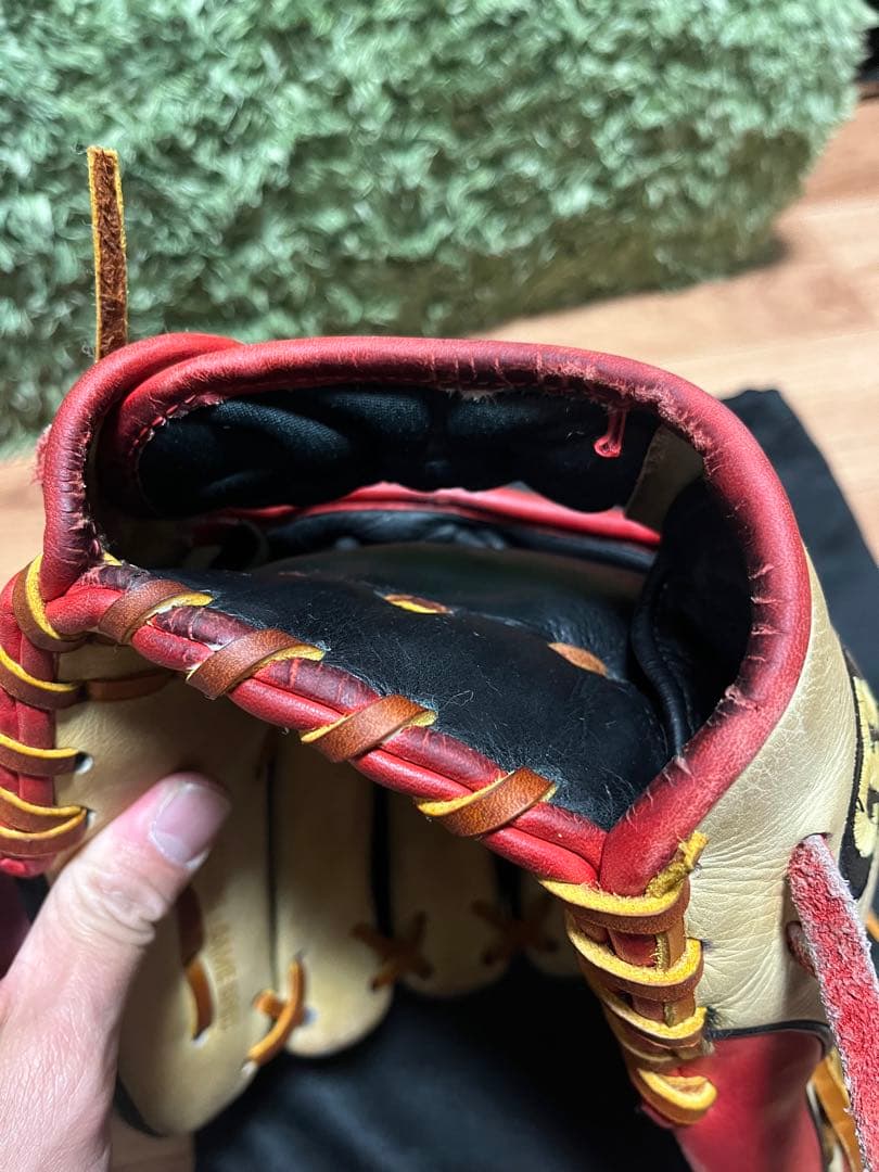 激レア！Wilson A2K DATDUDE 硬式内野手用グラブ 王冠バック風