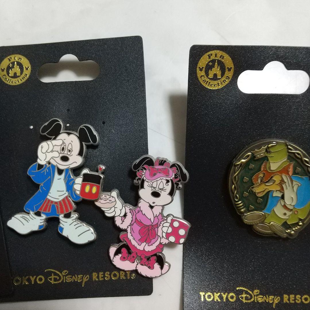 美品　ディズニー　ピンバッジ　セット