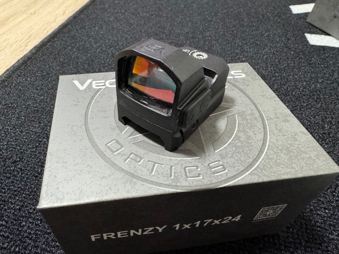 トイガン VECTOROPTICS Frenzy 1x17x24 SCRD-19MOJ