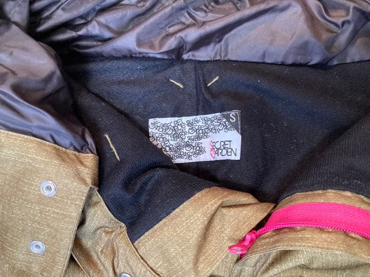 スノボウェア　レディース　Sサイズ上下セット