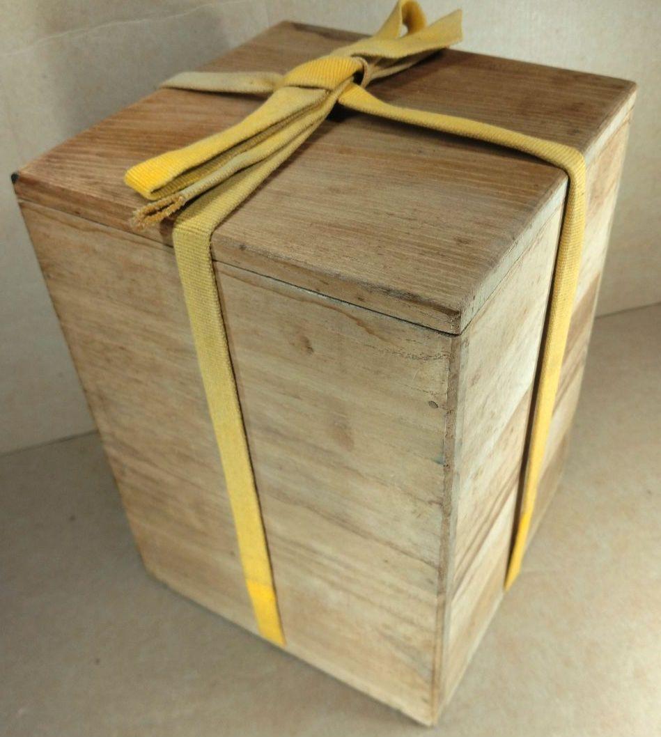 【本物保証】金城次郎 魚紋海老紋四ツ耳花瓶 共箱 栞 人間国宝 美品 壷屋焼