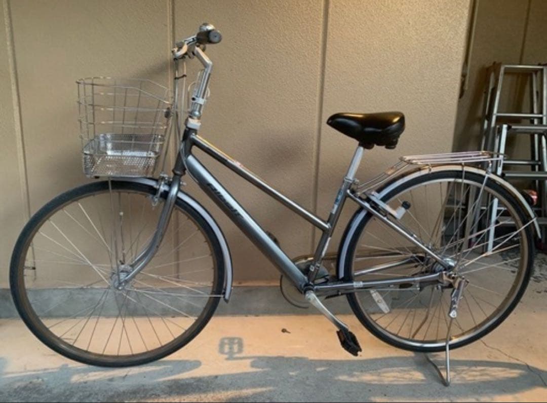 ブリヂストン　27インチ　アルベルトロイヤル シルバー　5段ギア　ベルト式