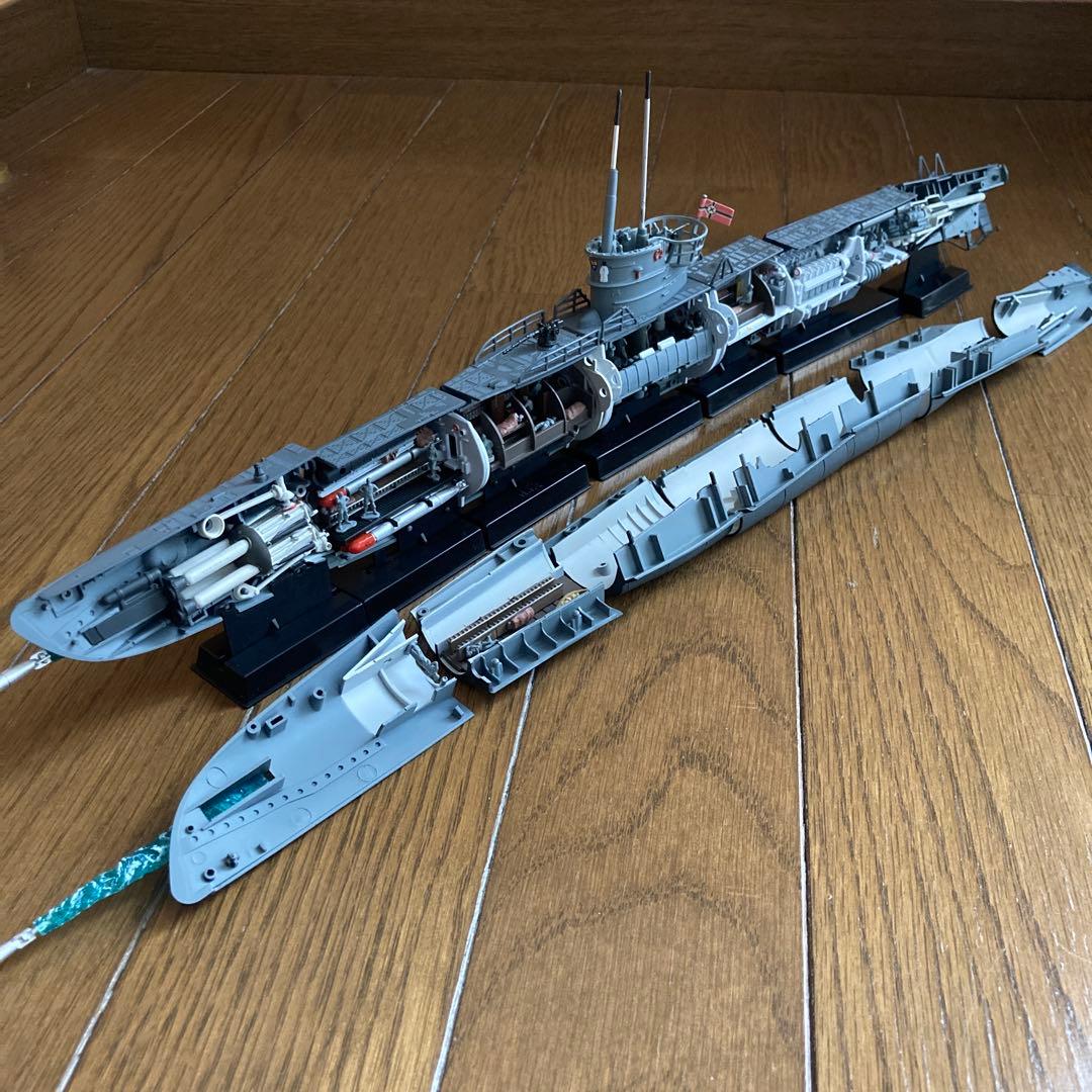 タルガ　高密度模型U-ボート迷彩モデル1/144潜水艦内部構造