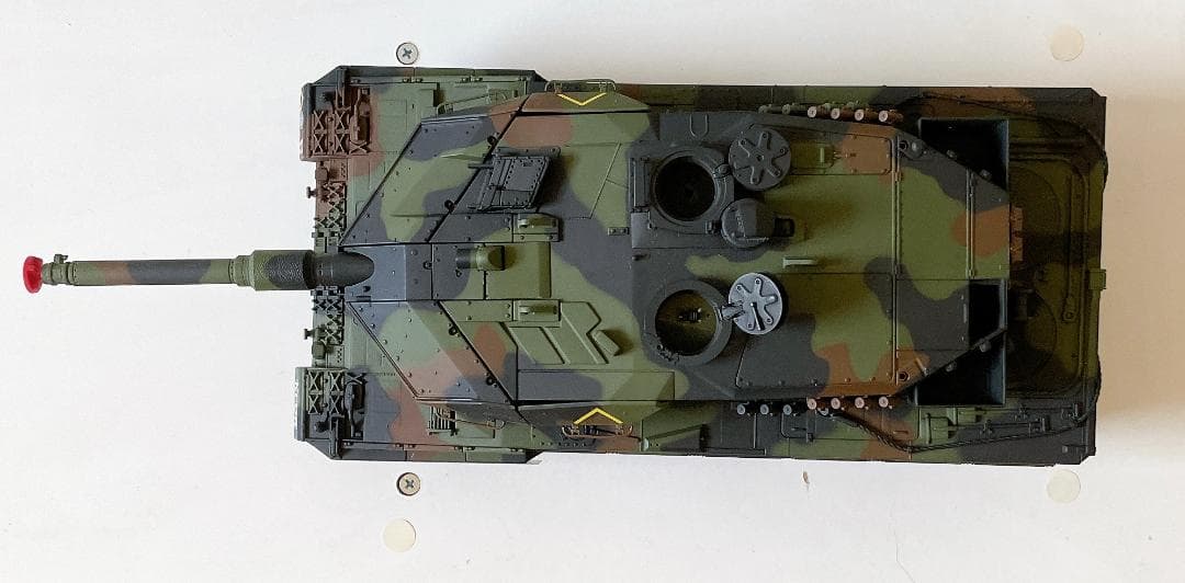 東京マルイ RCバトルタンク LEOPARD2 A5