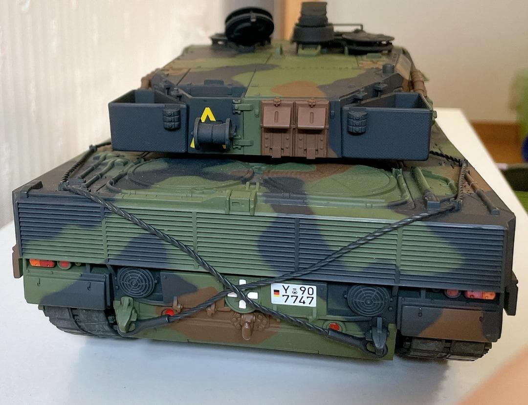 東京マルイ RCバトルタンク LEOPARD2 A5