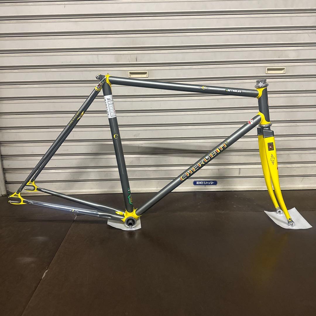 ケルビム ピストフレーム