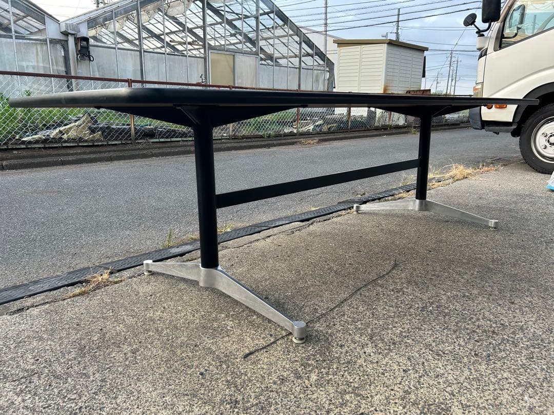 Herman Miller（ハーマンミラー） イームズ エグゼクティブテーブル