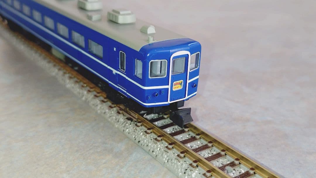 KATO 14系寝台急行客車「はまなす」 7両基本セット (2013年ロット)