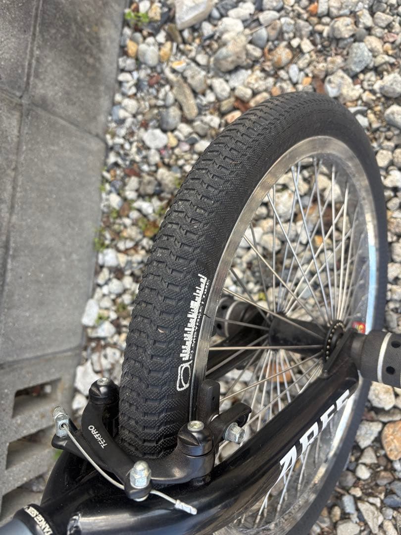 ARES BIKES BMX 20インチ