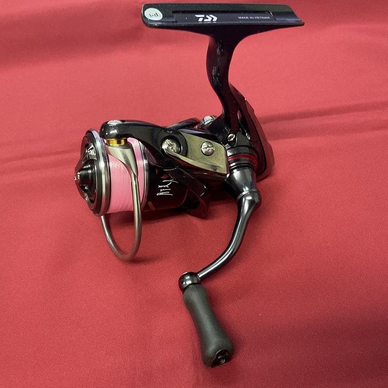 あ*ん様 ダイワ　20月下美人　X　LT1000S-P　ライン付き　未使用品