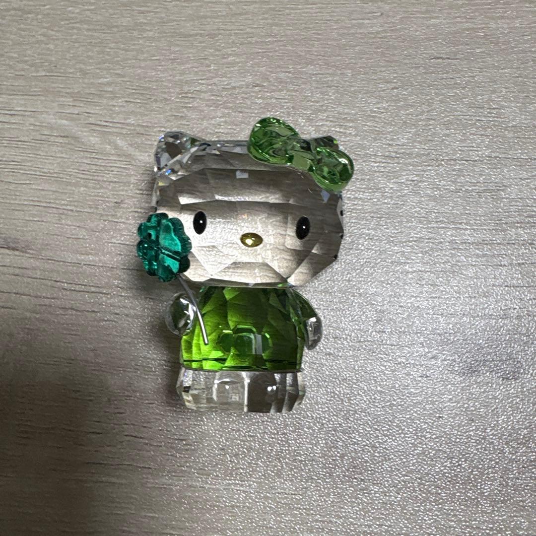 スワロフスキー ハローキティ クリスタルフィギュア