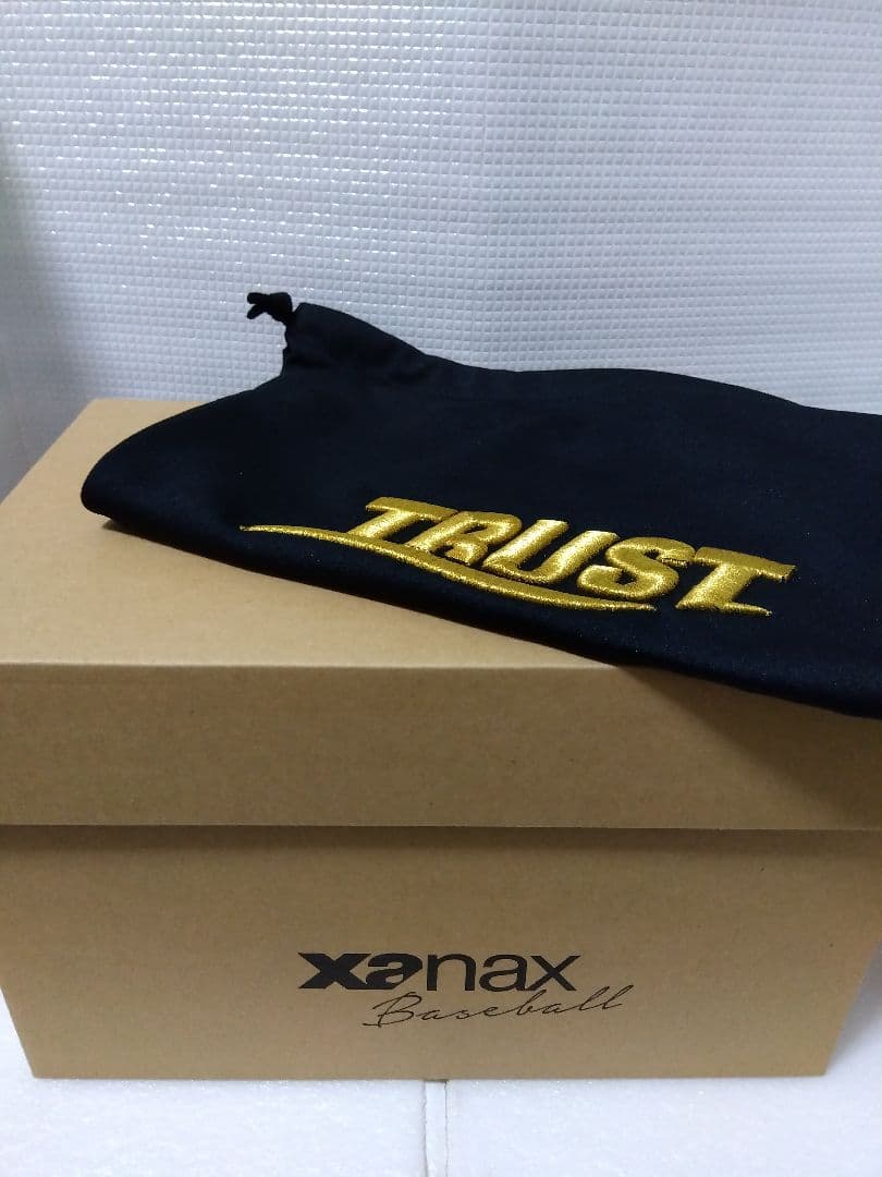 【未使用】硬式キャッチャーミット　ザナックス　トラスト