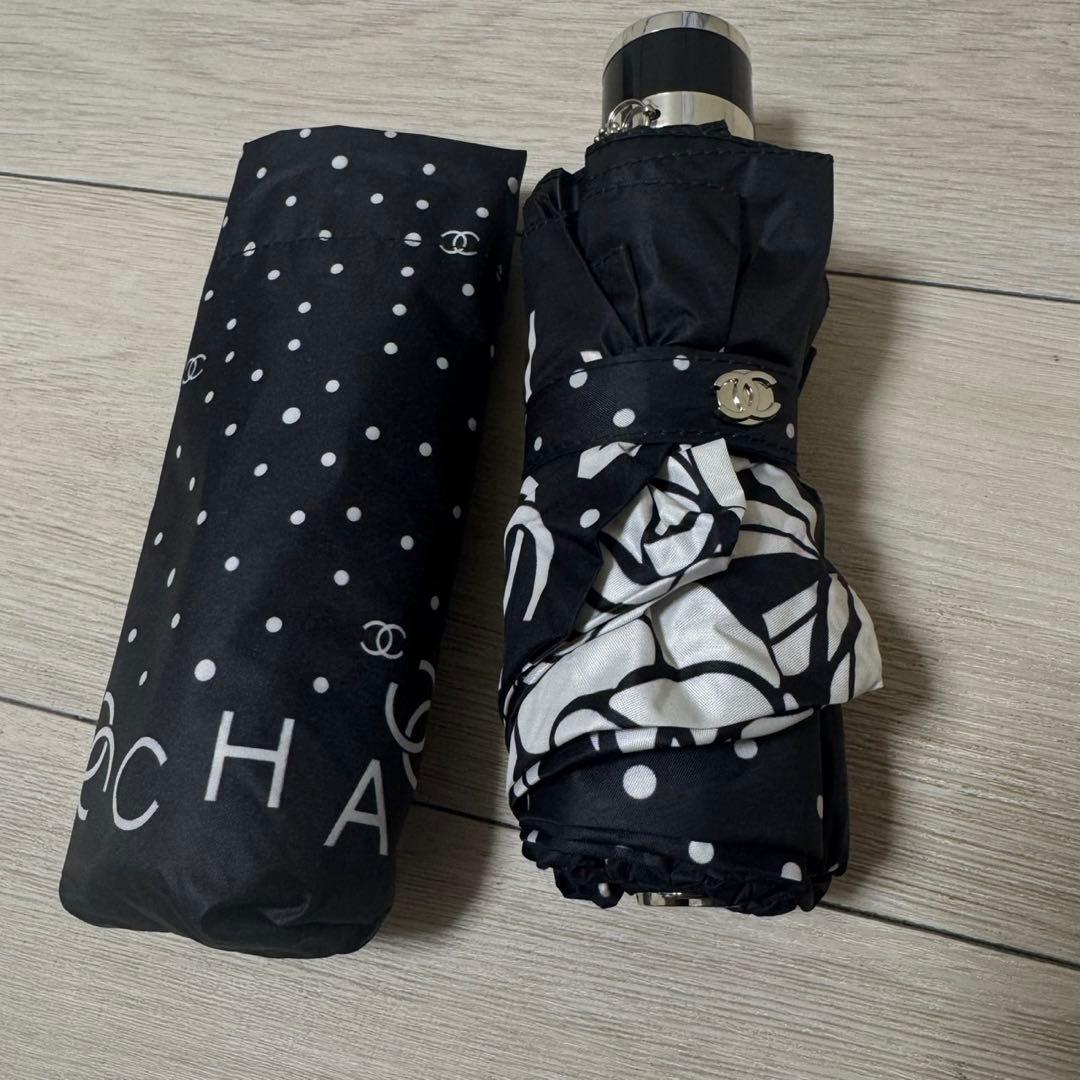 CHANEL 折りたたみ傘 ドット花柄