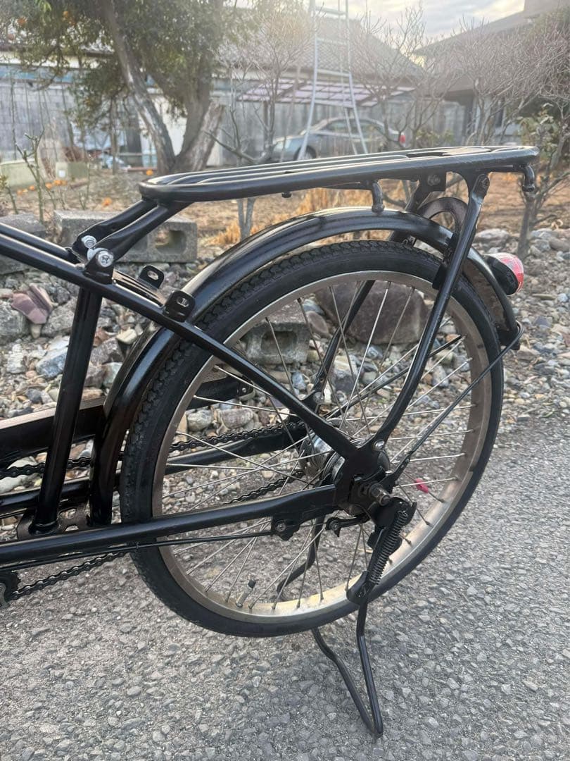 電動アシスト自転車 黒 バスケット付き