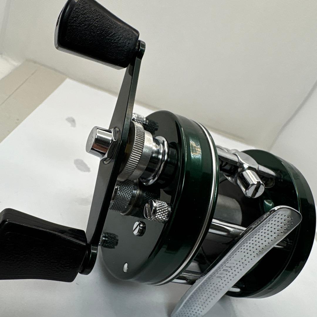 ABU Ambassadeur 5000D ベイトリール