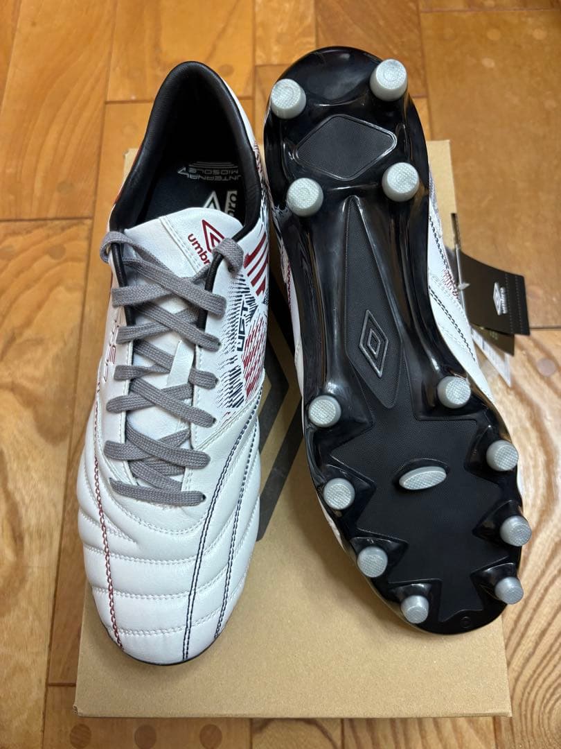 新品　超大特価　アンブロ　アクセレイター b-rush V2 HG 27cm