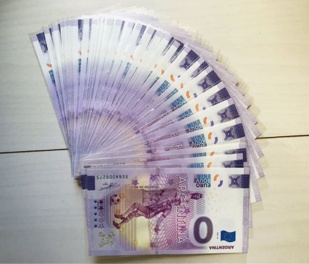 ZERO EUROサッカーワールドカップ2022年・32代表チーム未使用記念紙幣