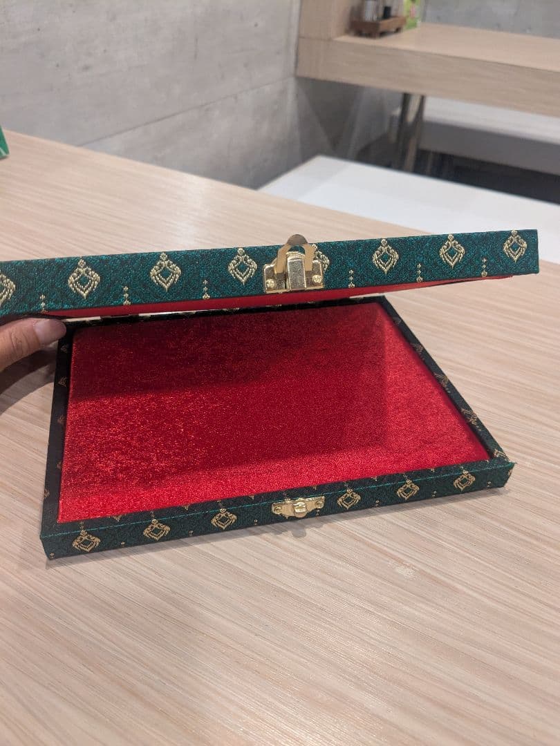 【柄付！】タイのお守りプラクルアン…の専用収納ケース！ジュエリーにも使えます！