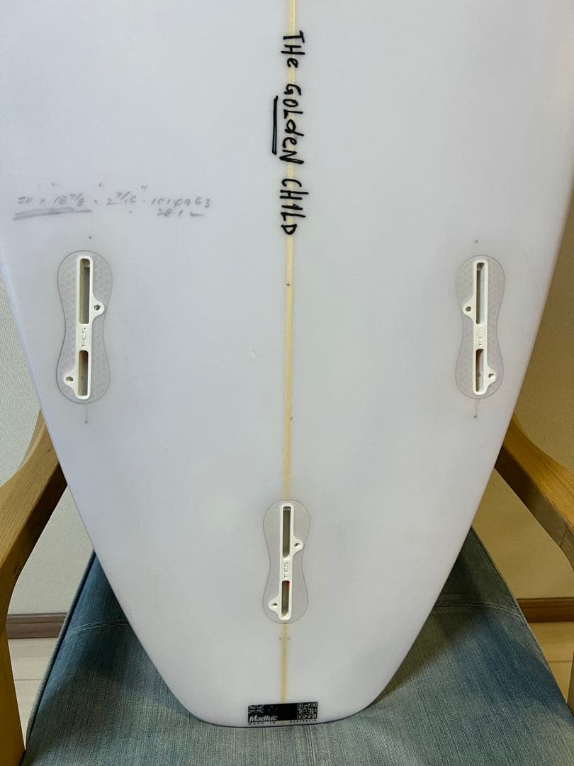 JSサーフボード　ゴールデンチャイルド　イージーライダー　5’11 28.1ℓ