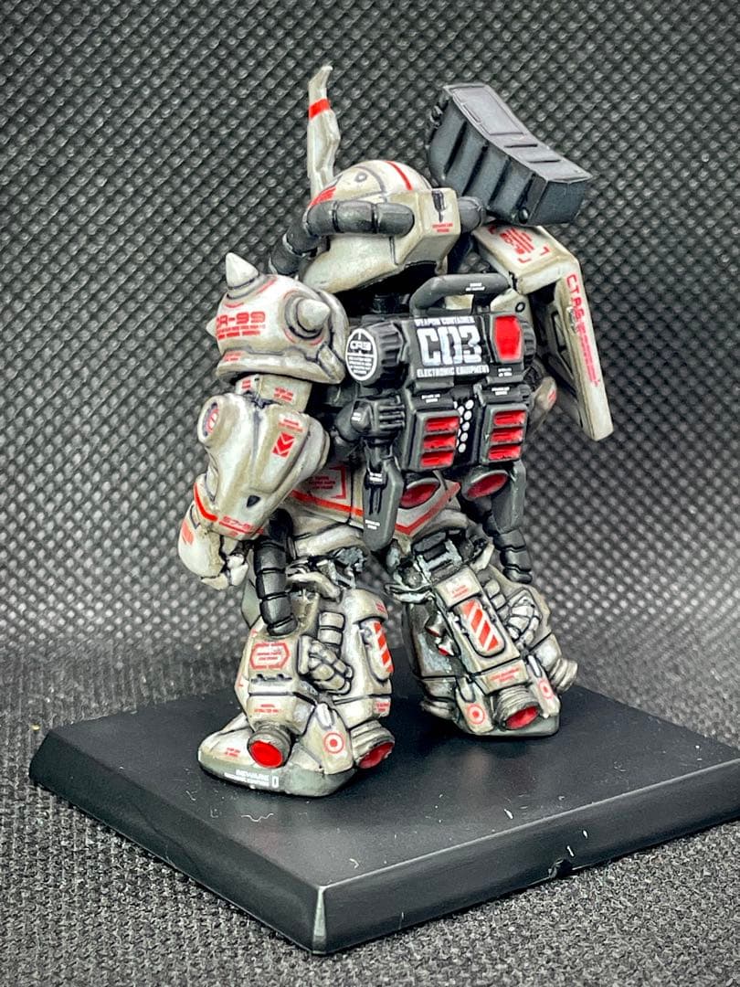 【送料無料】ガンダムコンバージ 高機動型ザクⅡ シン マツナガ専用機 リペイント