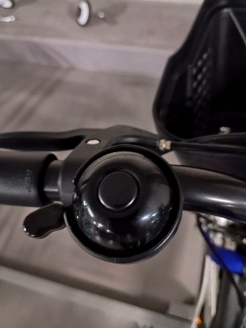 小学生　自転車　20サイズ　青色　マウンテンバイク　ギア付き　対面取引