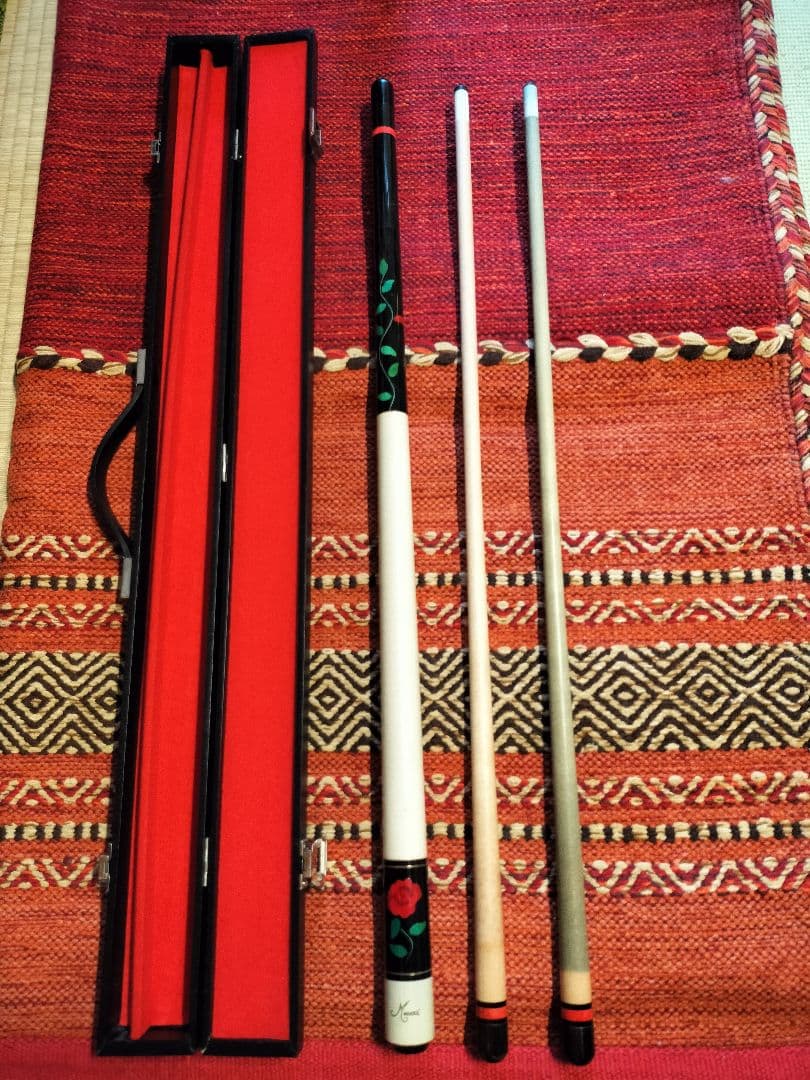 入手困難！◎メウチ キュー ブラックローズ 未使用シャフト1本＆ケース付き