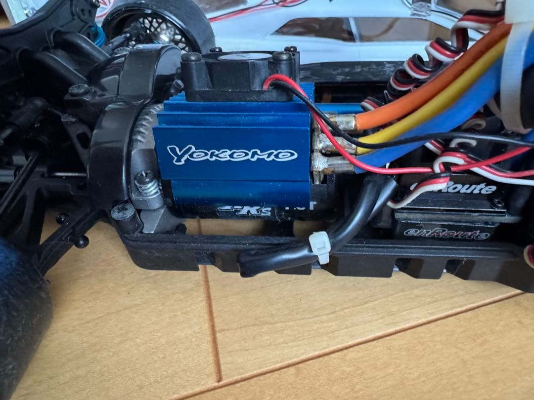 ラジコン 1/10 日産 330グロリア ドリフト