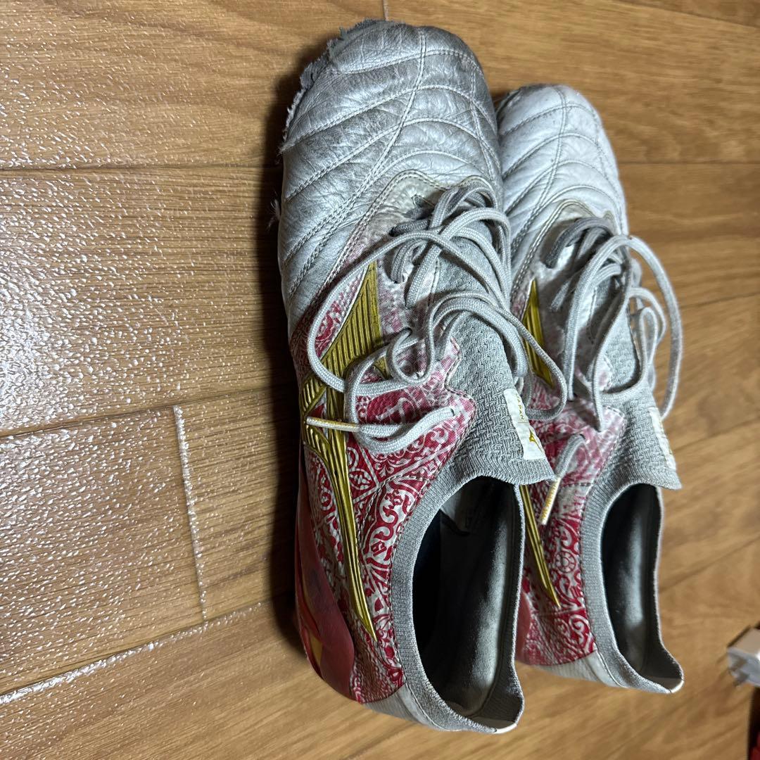 Mizuno モレリアネオ4βセルヒオ・ラモス限定カラー