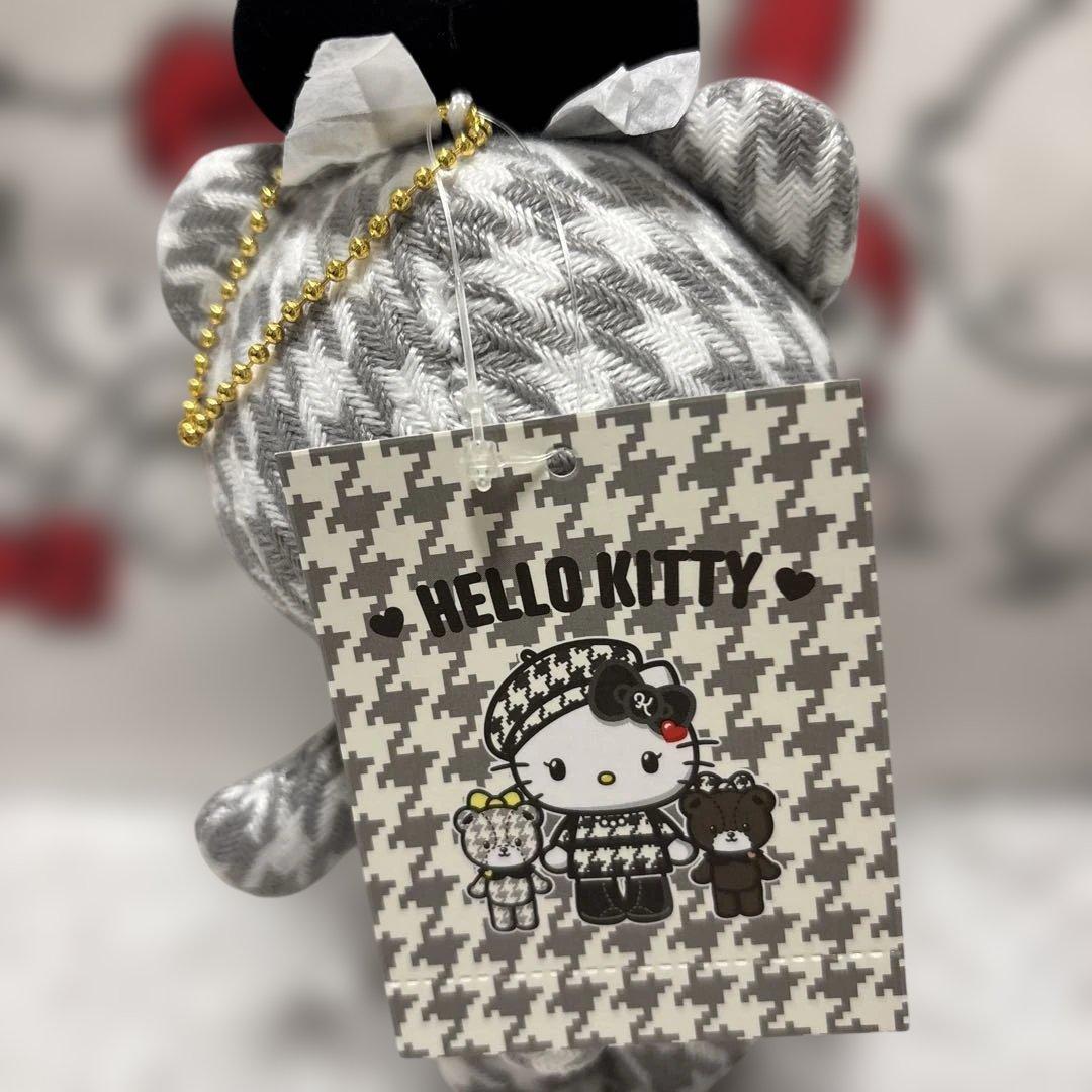 新品 ハローキティ モノクロガーリーふたごコーデ ぬいぐるみ キーホルダー