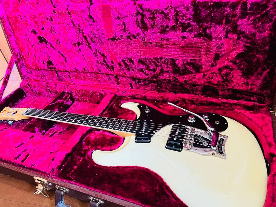 mosrite ベンチャーズモデル パールホワイト