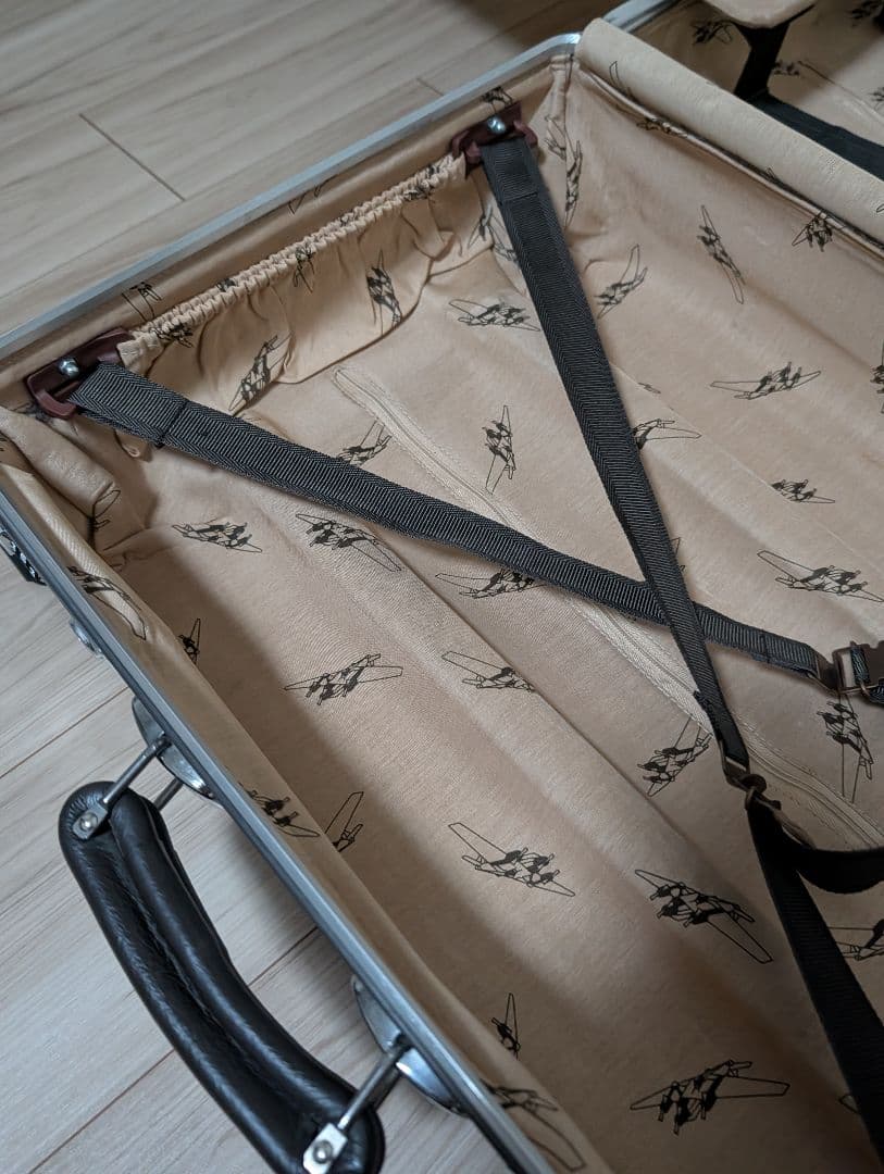 【廃盤・希少】RIMOWA クラシックフライト 33L 4輪 飛行機柄